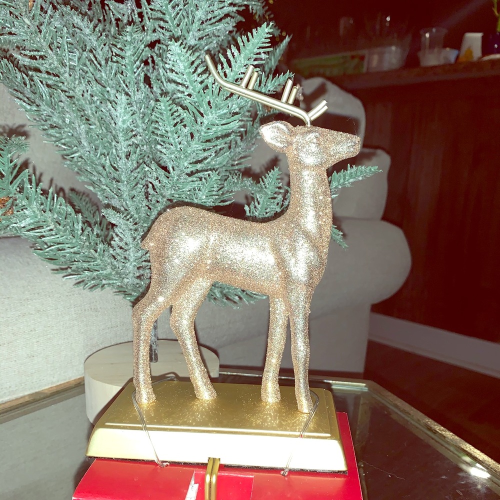 Stocking hanger
